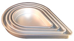 ON SPECIAL Fat daddios 12 inch Tear drop cake pan