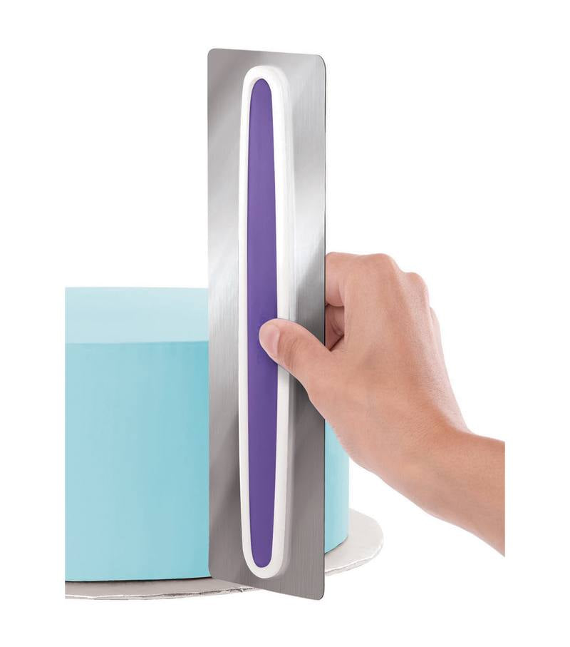 Buttercream icing smoother