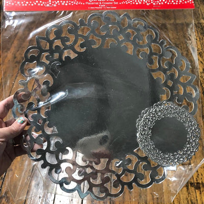 8 pack Christmas lasercut doilies 2 sizes Silver