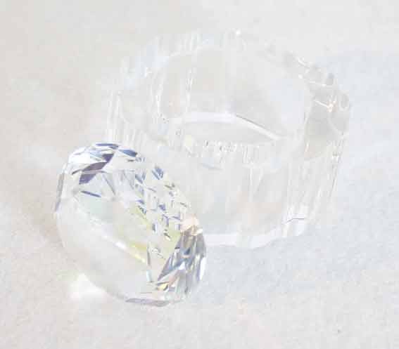 Crystal glass ring topper