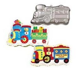Train or locomotive cake pan