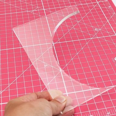 Cake and Scrape Acrylic Scraper Small Hemisphere side scraper