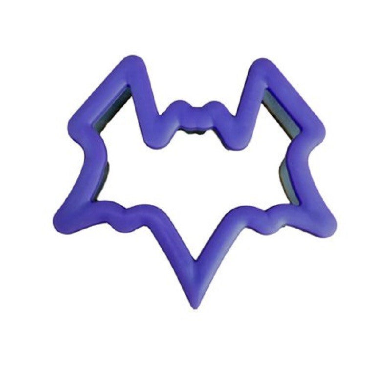 Flying bat Grippy cookie cutter by Wilton