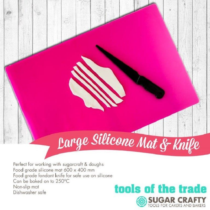small silicone mat and knife 23 x 33cm