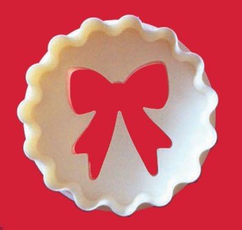 FMM cupcake cutter Bow and scallop