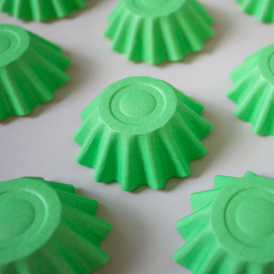 BLOOM BAKING CUPS CUPCAKE PAPERS 24 PACK Pastel Green