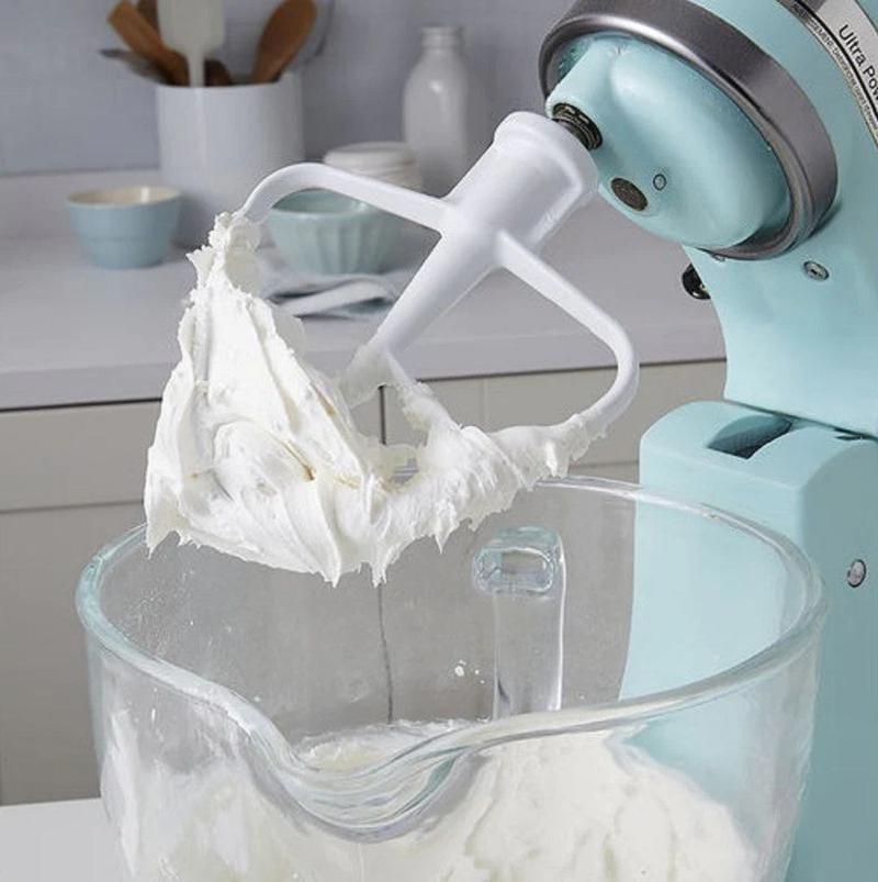 Coloured fondant and buttercream icing - Kiwicakes - Cake Decorating ...
