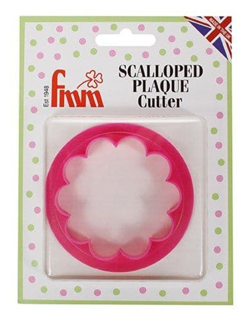 fmm scalloped round cutter in packaging by fmm