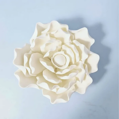 Gardenia or Magnolia XL statement icing flower