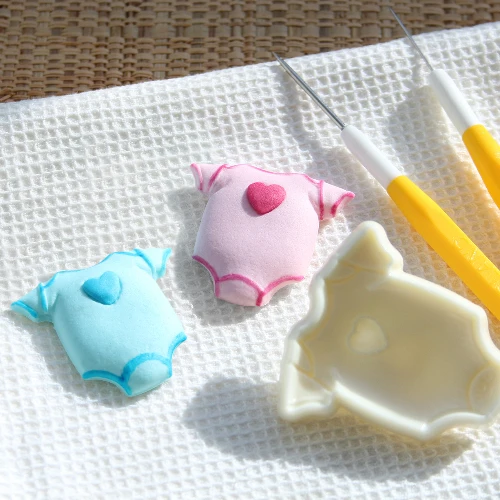 Baby Grow onesies 2 sizes POP it Cutter Mould set by Jem