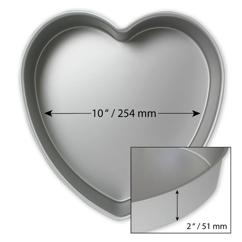 Heart pan with measurements for width and height