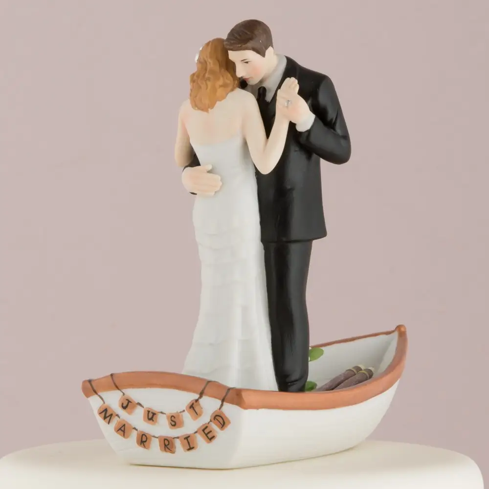 Bride and Groom Rowaway Rowboat couple