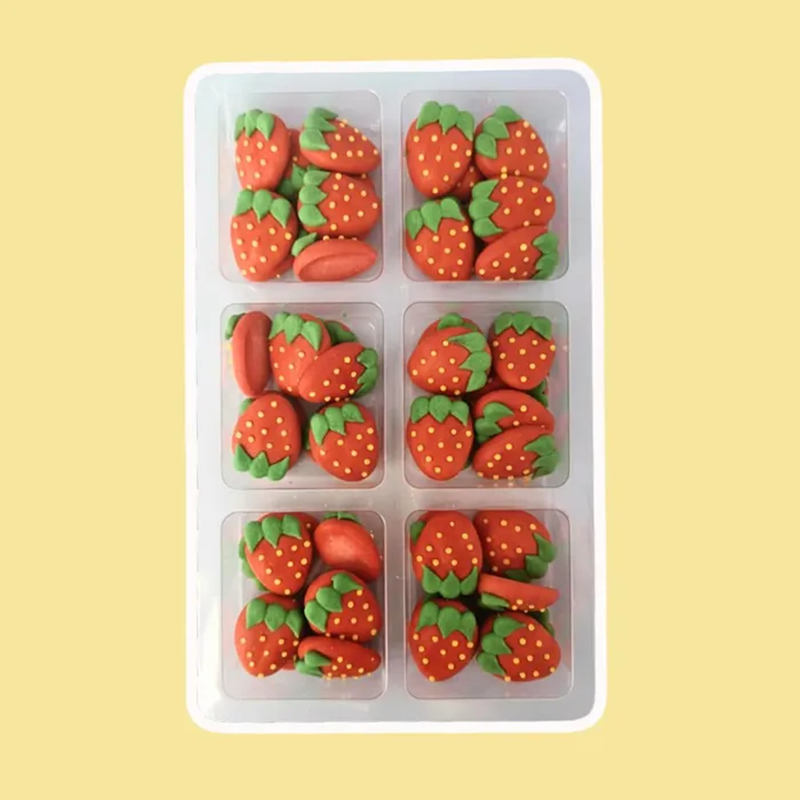 Sugar icing decorations Strawberries pack 48