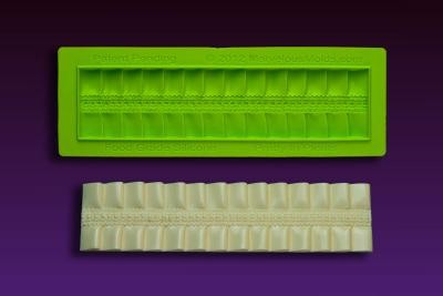 Pretty in Pleats silicone mould Marvelous Molds BORDER