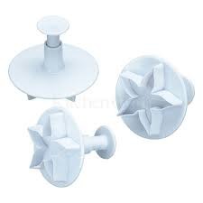 Calyx (or lotus) Fondant Plunger Ejector Cutters set of 3 No 2