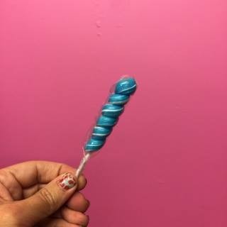 Blue and White Spiral twist lollipop (great for drip cakes)