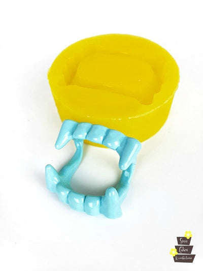 Vampire Teeth Silicone Mould for isomalt by Simi Cakes