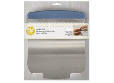 Cake lifter by Wilton