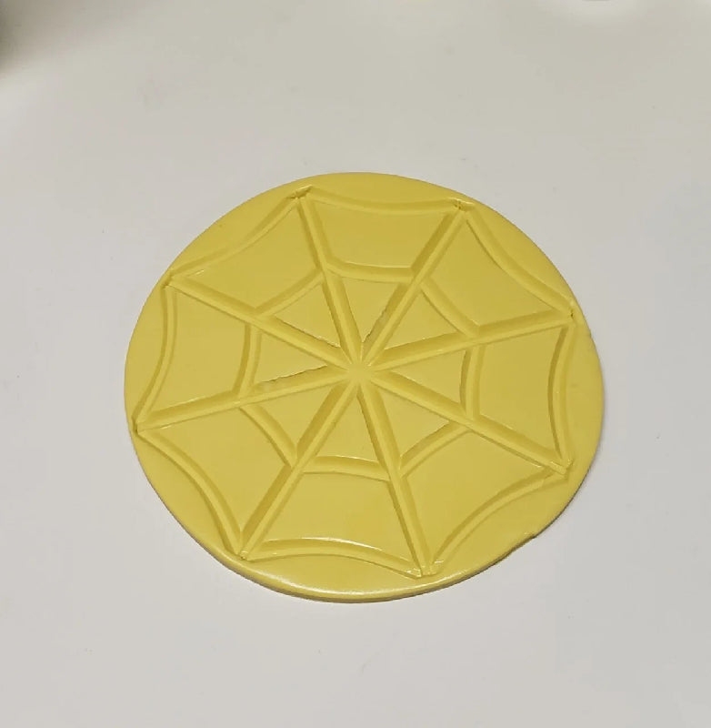 Spider web silicone mould impression mat by Simi Cakes