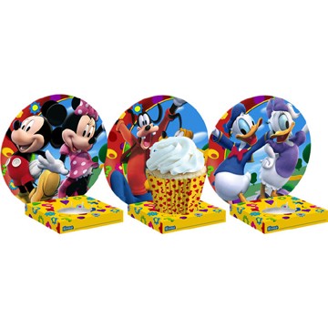 Mickey Mouse and friends cupcake holders (6)