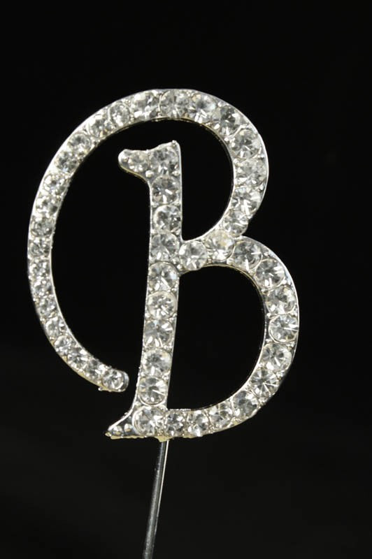 Diamante letter pick B