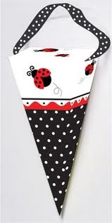 Ladybug cone shape treat box (6)