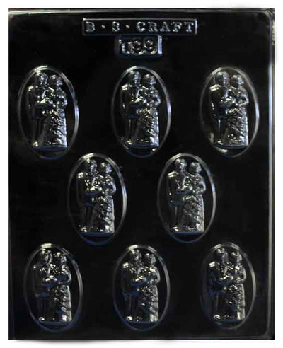 Bride and groom oval wedding mint chocolate mould